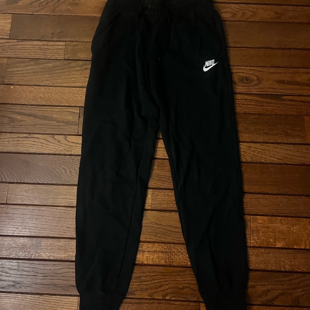 Nike Black Jogger Sweatpants with Elastic Cuffs/Tall Petite